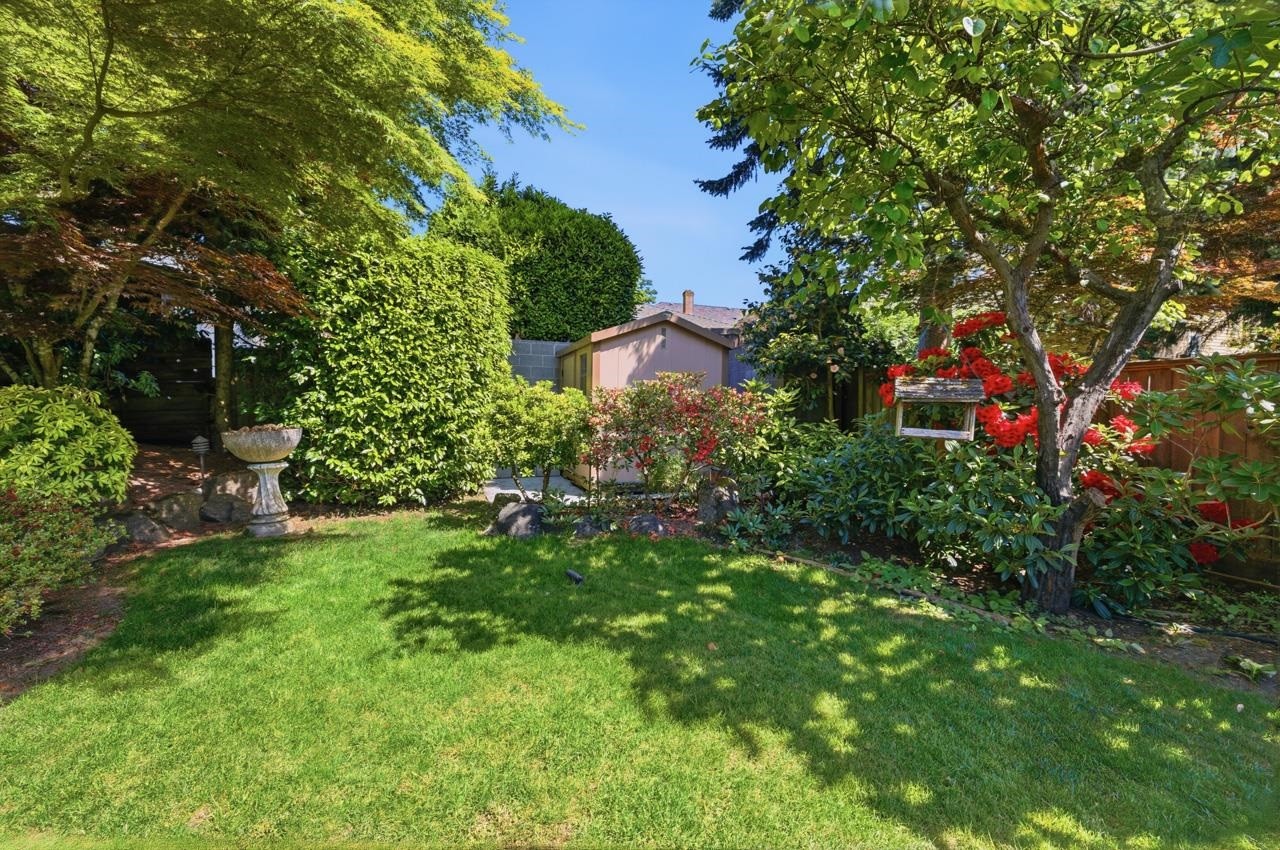 2727 36Th Avenue W, Vancouver, BC - Outdoor