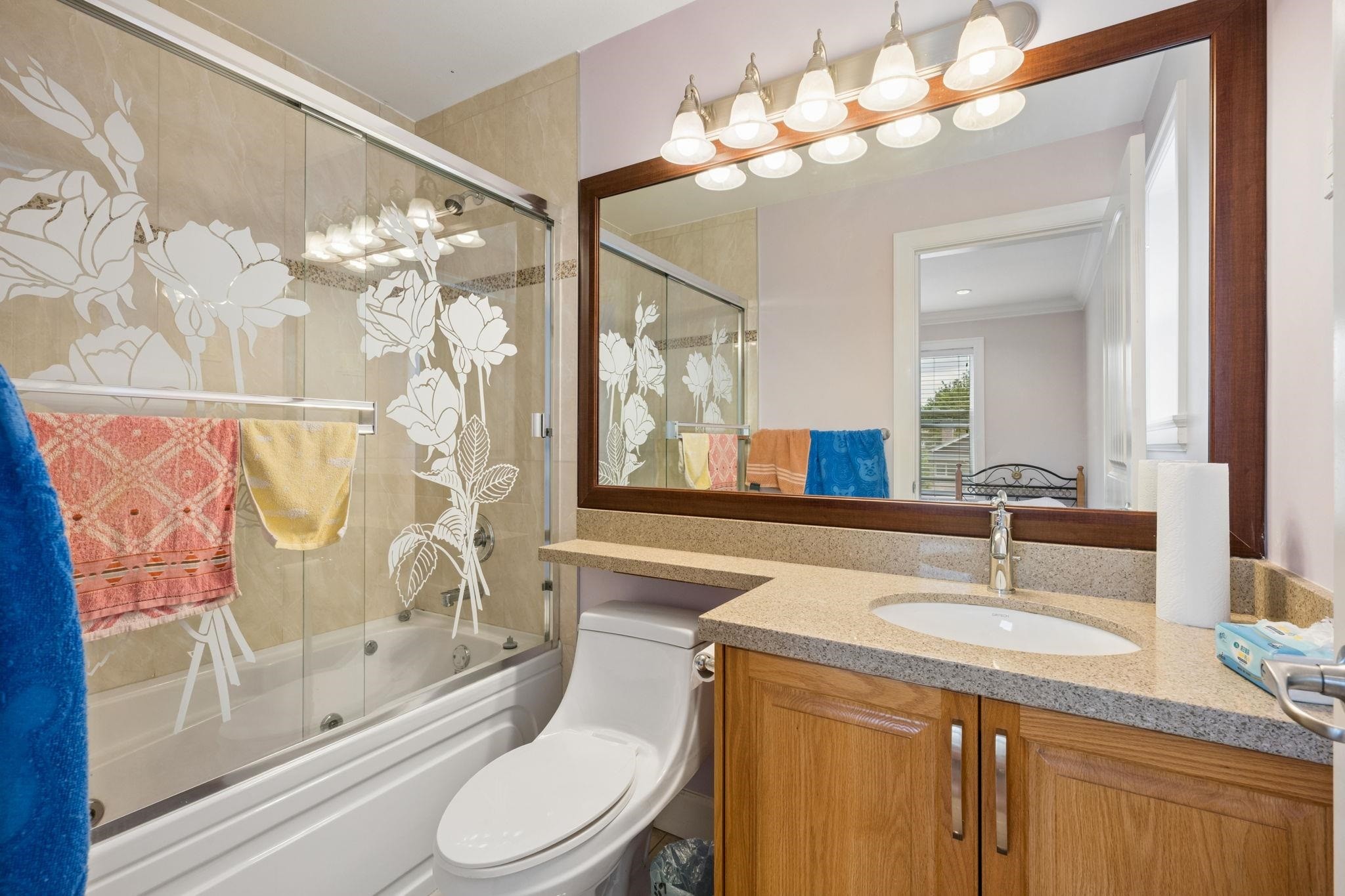 3795 Fleming Street, Vancouver, BC - Indoor Photo Showing Bathroom