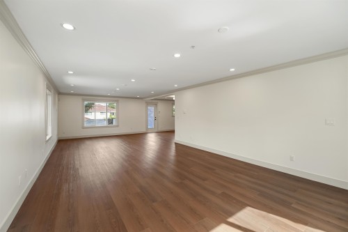 5454 Slocan Street, Vancouver, BC - Indoor Photo Showing Other Room