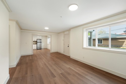 5454 Slocan Street, Vancouver, BC - Indoor Photo Showing Other Room