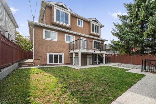 5454 Slocan Street, Vancouver, BC - Outdoor