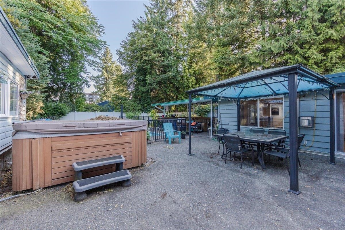 21784 Donovan Avenue, Maple Ridge, BC - Outdoor