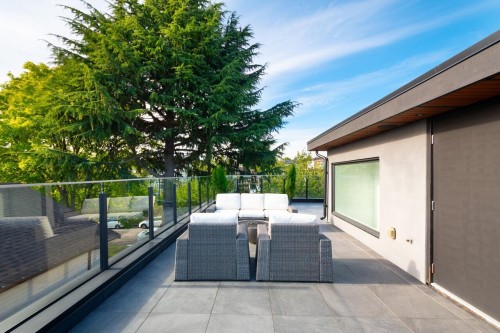 136 61St Avenue E, Vancouver, BC - Outdoor With Deck Patio Veranda With Exterior