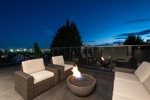 136 61St Avenue E, Vancouver, BC - Outdoor With Deck Patio Veranda