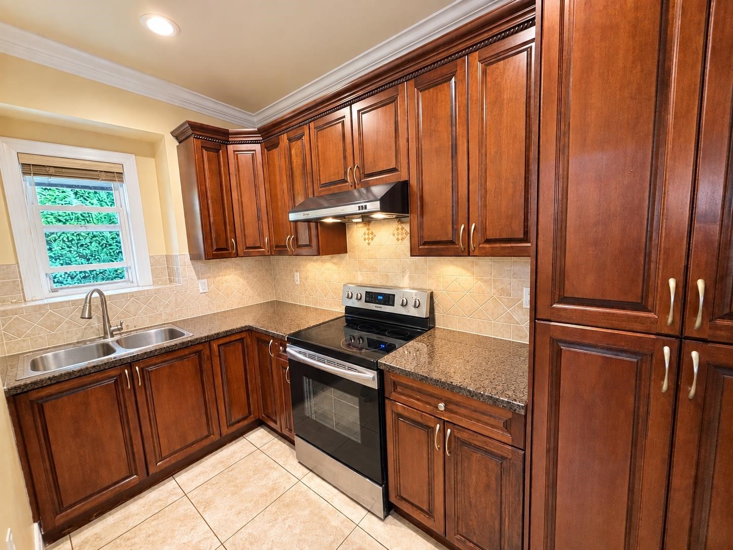 6040 Adams Place, Richmond, BC