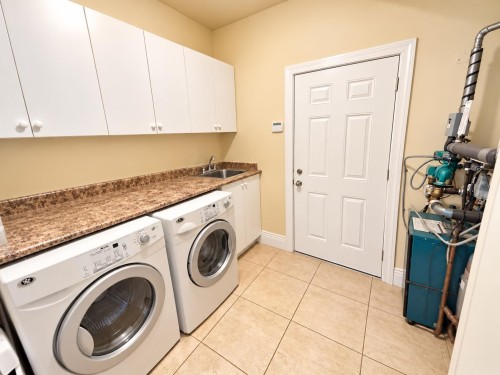 6040 Adams Place, Richmond, BC 