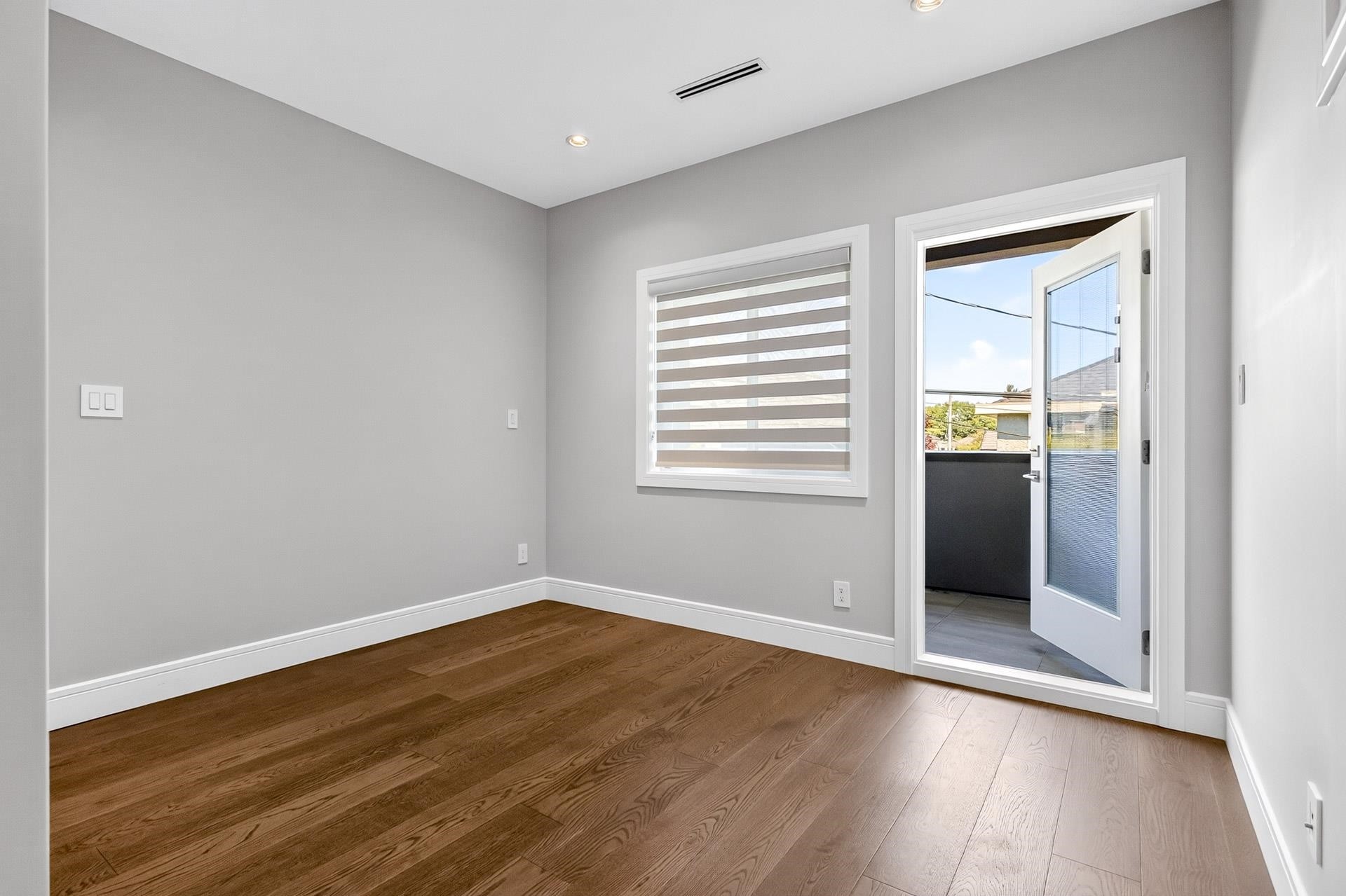 3291 Ullsmore Avenue, Richmond, BC - Indoor Photo Showing Other Room