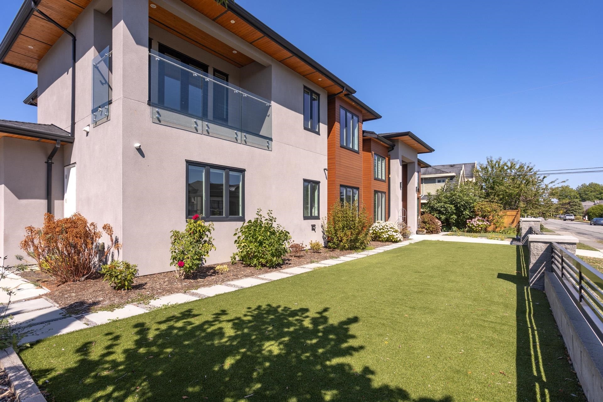 3291 Ullsmore Avenue, Richmond, BC - Outdoor