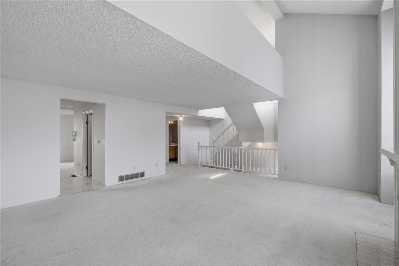 3661 Handel Avenue, Vancouver, BC - Indoor
