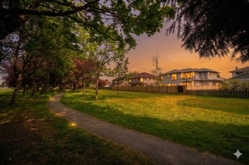 8271 Minler Road, Richmond, BC - Outdoor