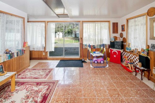 4391 Westminster Highway, Richmond, BC - Indoor Photo Showing Other Room