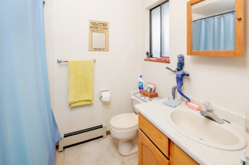 4391 Westminster Highway, Richmond, BC - Indoor Photo Showing Bathroom