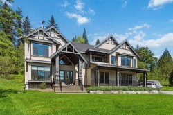 27107 River Road Maple Ridge, BC V2W 1M4