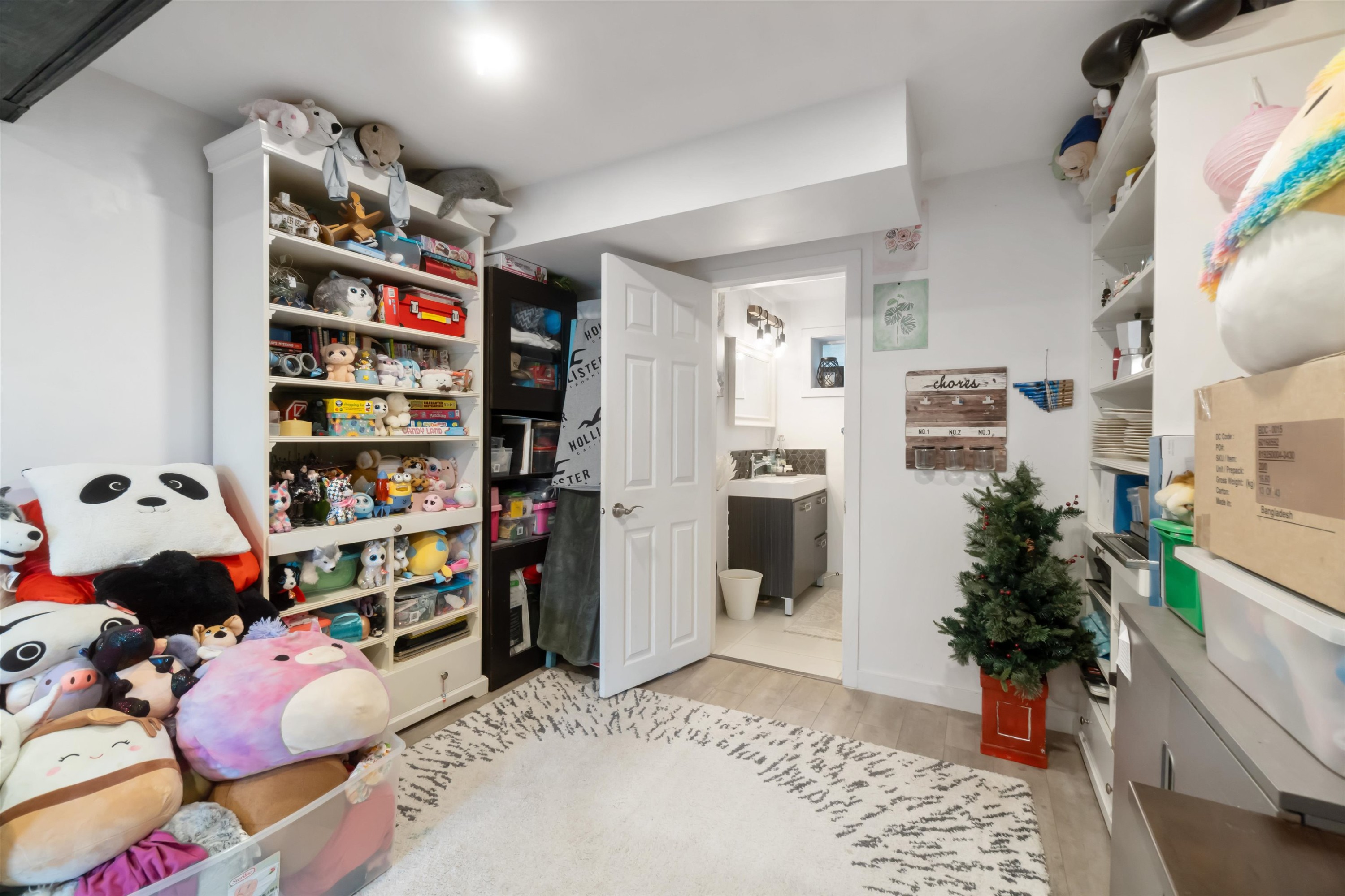 309 Gloucester Court, Coquitlam, BC - Indoor