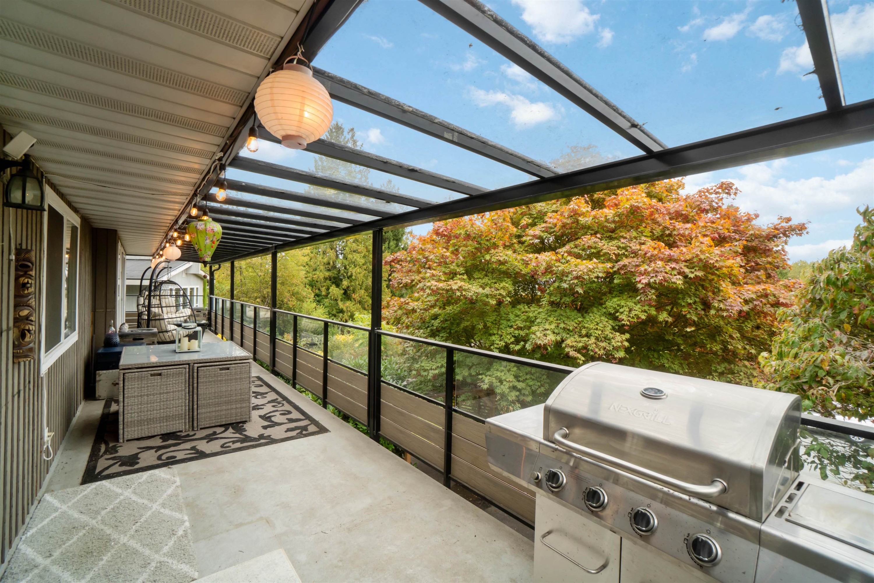 309 Gloucester Court, Coquitlam, BC - Outdoor With Exterior