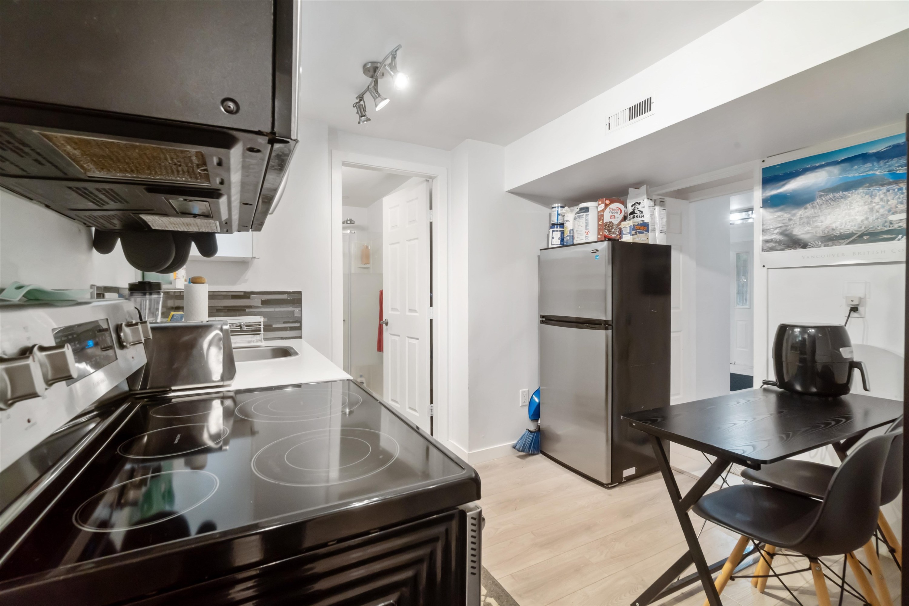 309 Gloucester Court, Coquitlam, BC - Indoor