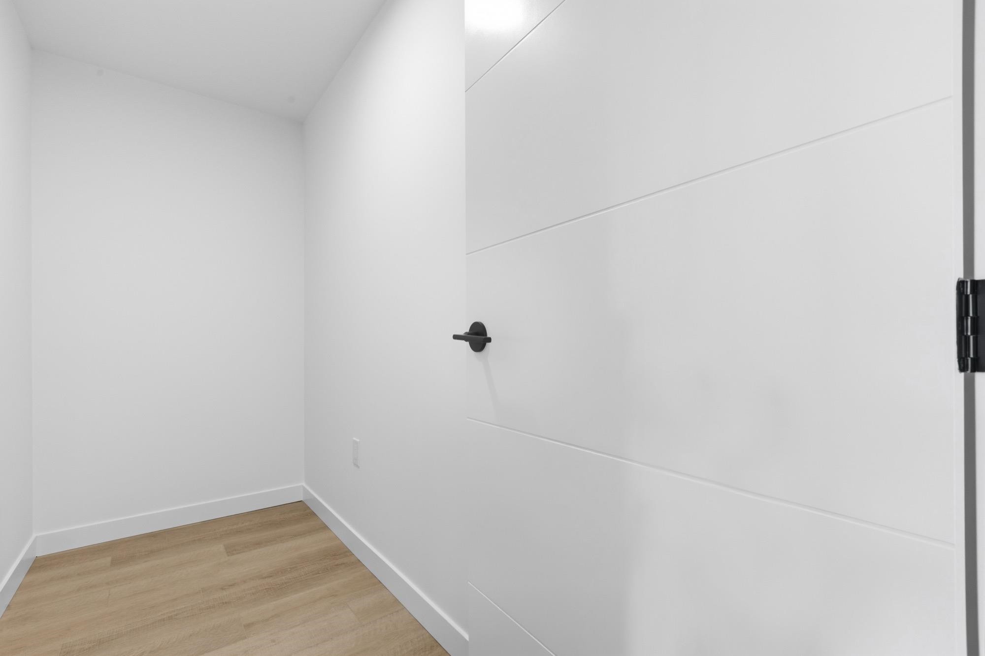 507-2268 Broadway E, Vancouver, BC - Indoor Photo Showing Other Room