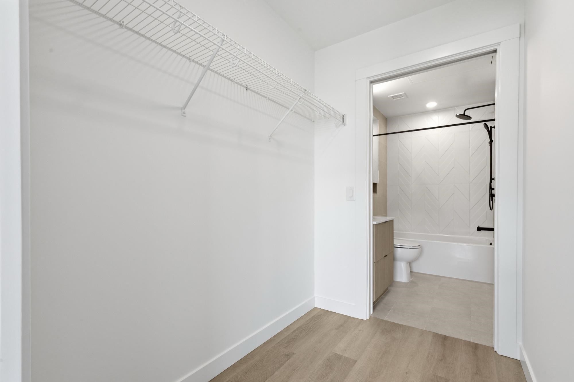 404-2268 Broadway E, Vancouver, BC - Indoor