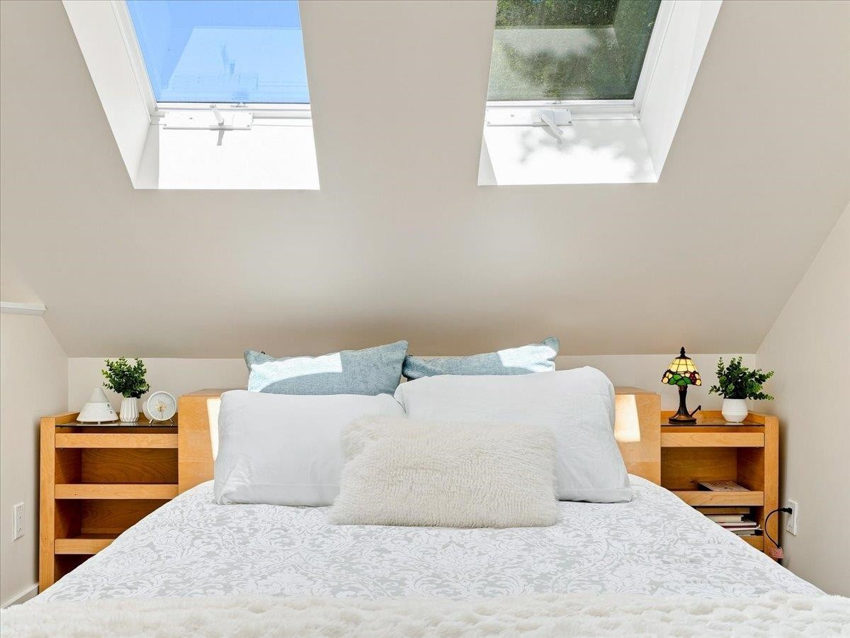 4399 Quebec Street, Vancouver, BC - Indoor Photo Showing Bedroom
