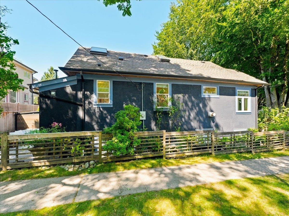 4399 Quebec Street, Vancouver, BC - Outdoor