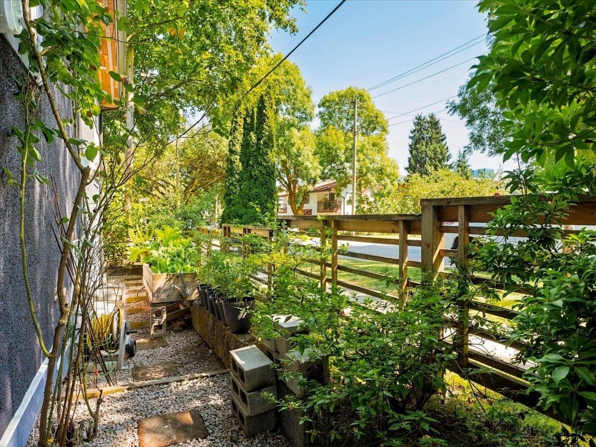 4399 Quebec Street, Vancouver, BC - Outdoor