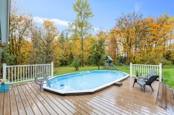 24445 104 Avenue Maple Ridge, BC V2W 1J2