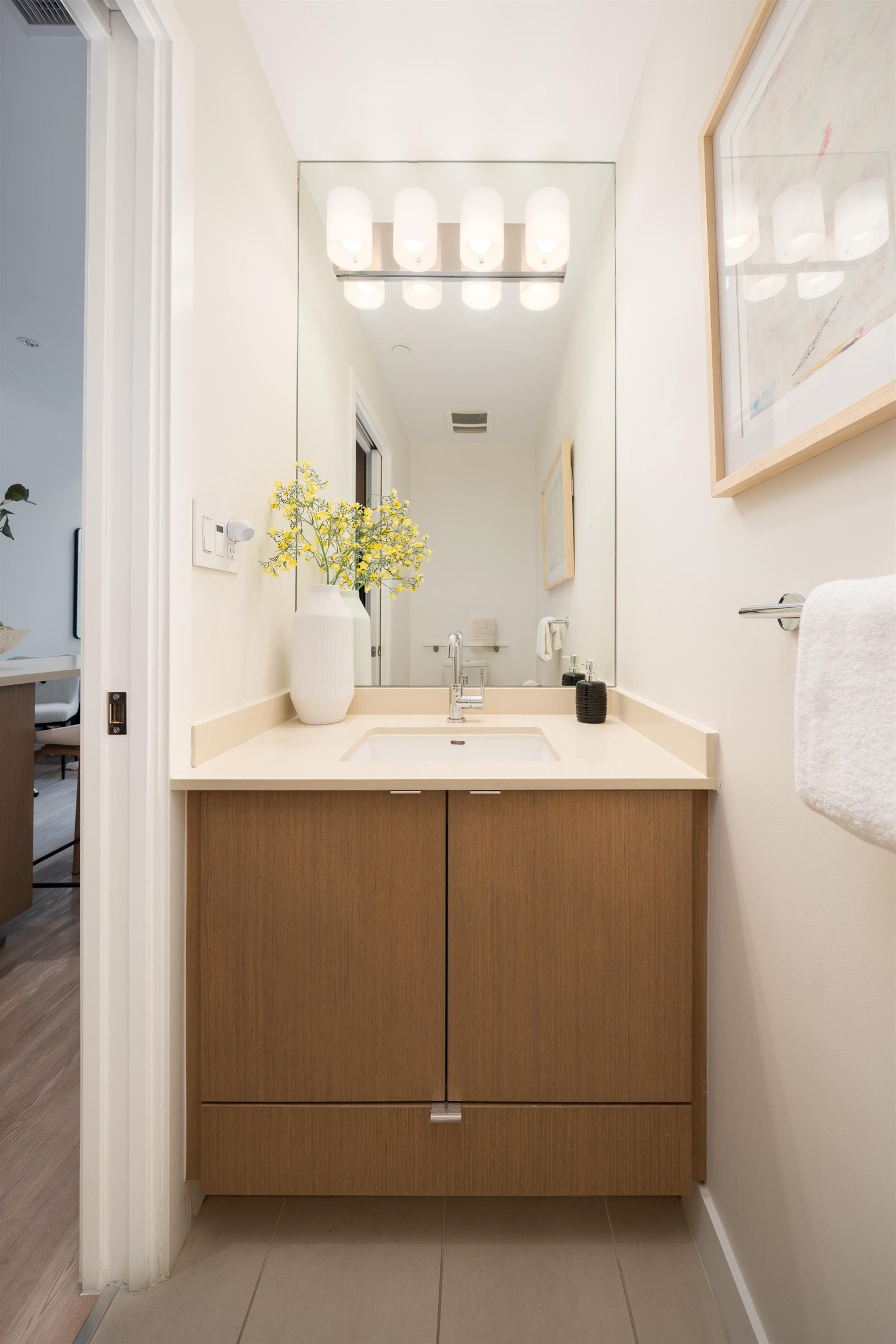 149 1St Avenue E, Vancouver, BC - Indoor Photo Showing Bathroom