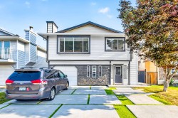 22419 125 Avenue Maple Ridge, BC V2X 9N8