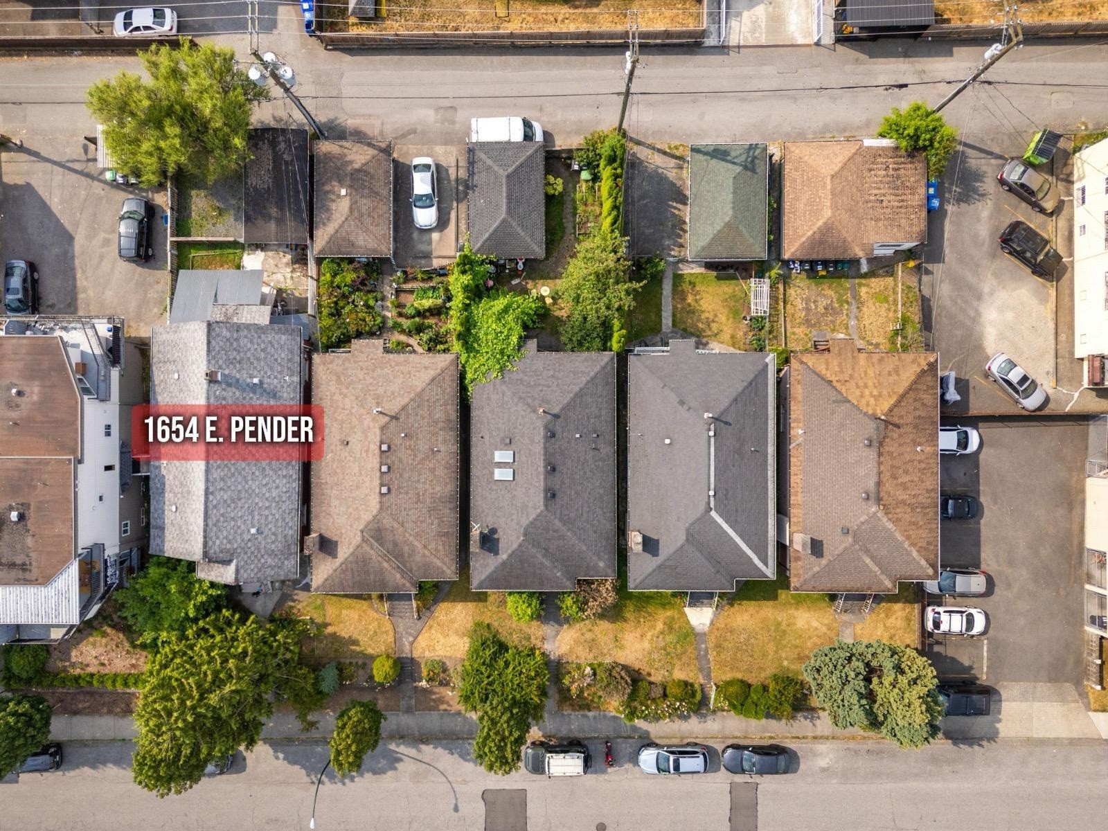 1654 Pender Street E, Vancouver, BC - Outdoor With View
