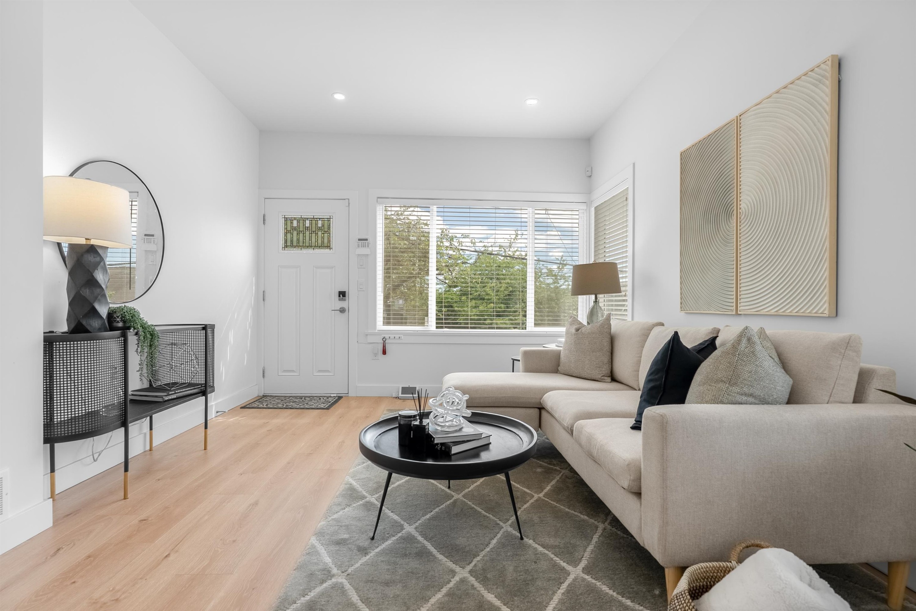 2617 Turner Street, Vancouver, BC - Indoor Photo Showing Living Room