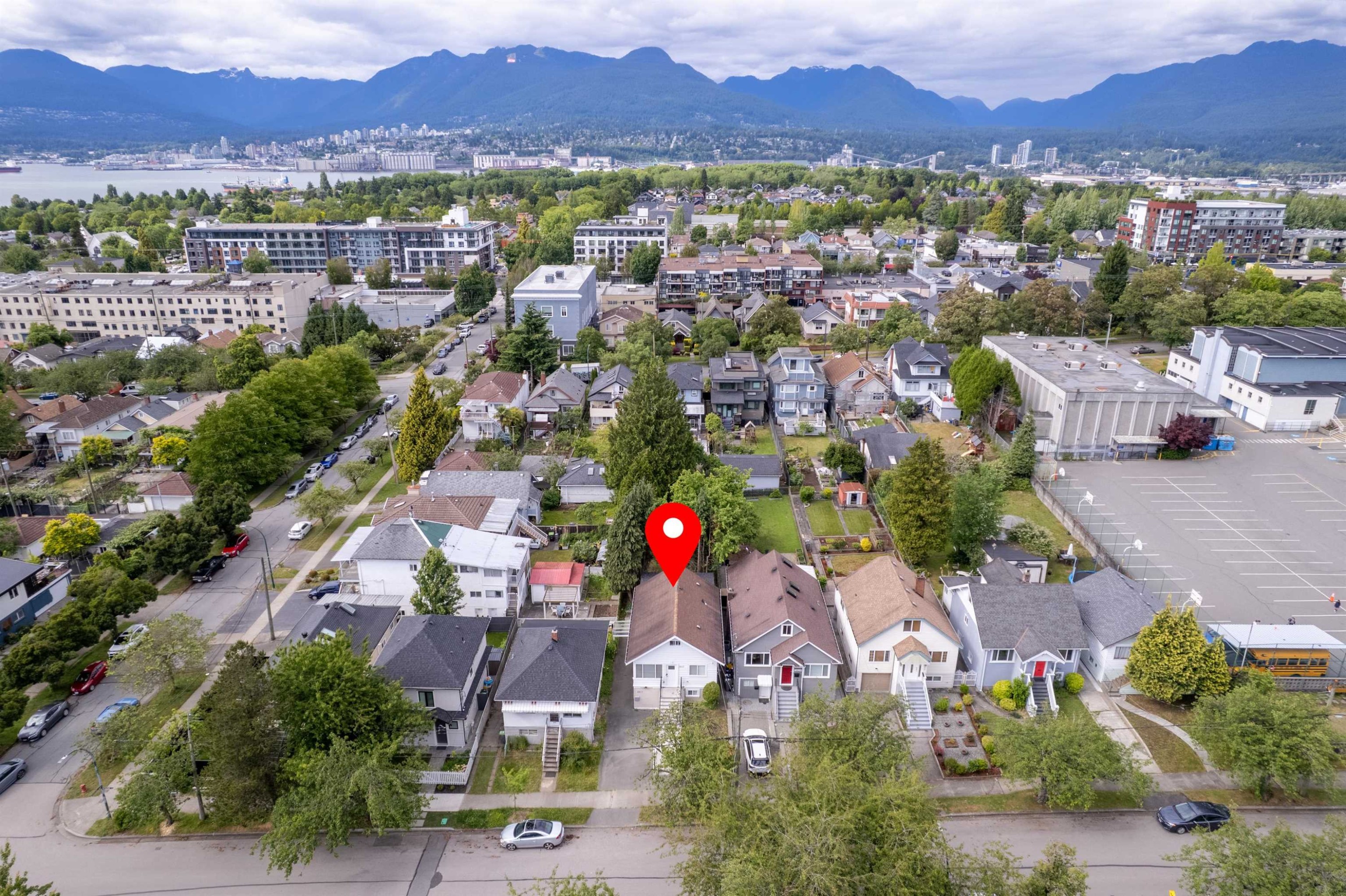 2617 Turner Street, Vancouver, BC - Outdoor With View