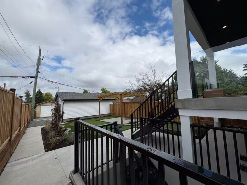 945 28Th Ave E, Vancouver, BC - Outdoor With Exterior