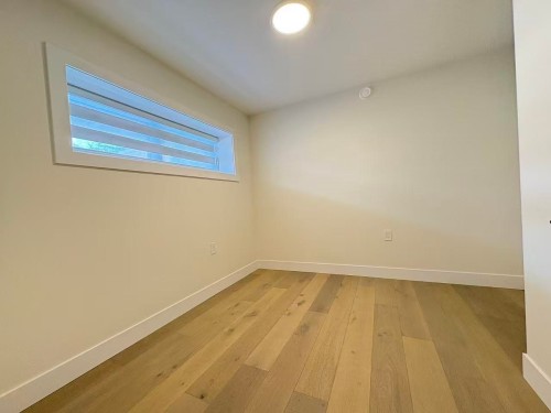 945 28Th Ave E, Vancouver, BC - Indoor Photo Showing Other Room