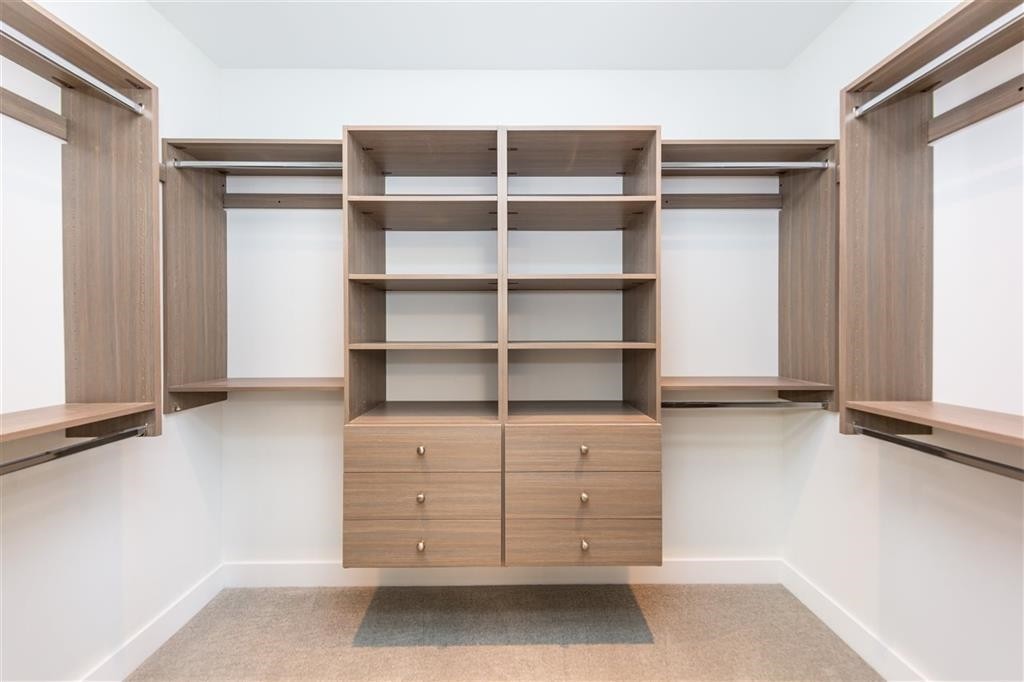 10820 Dennis Crescent, Richmond, BC - Indoor