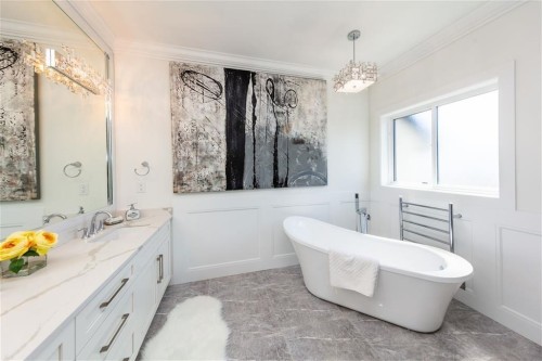 10820 Dennis Crescent, Richmond, BC - Indoor Photo Showing Bathroom