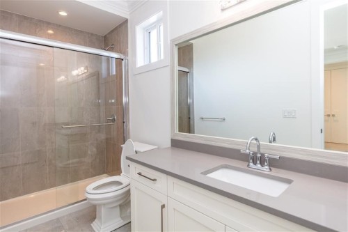 10820 Dennis Crescent, Richmond, BC - Indoor Photo Showing Bathroom