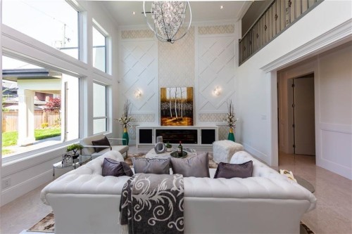 10820 Dennis Crescent, Richmond, BC - Indoor Photo Showing Other Room With Fireplace