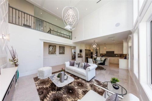 10820 Dennis Crescent, Richmond, BC - Indoor Photo Showing Living Room