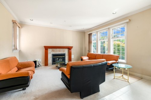 1456 47Th Avenue W, Vancouver, BC - Indoor Photo Showing Living Room With Fireplace