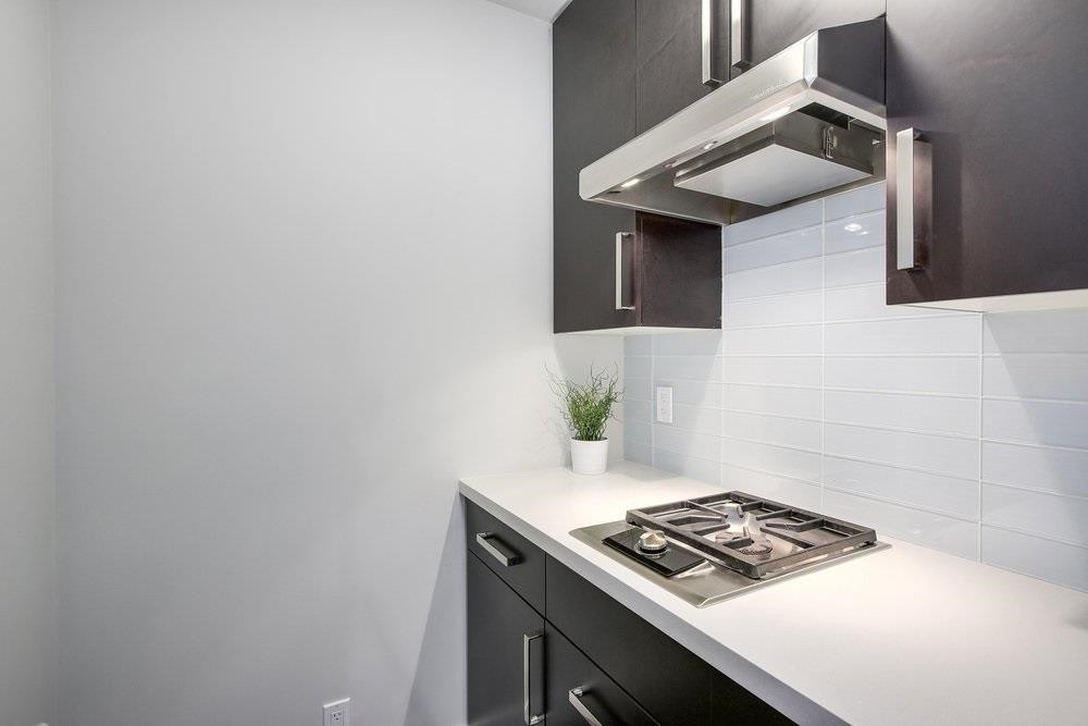 1493 Tilney Mews, Vancouver, BC - Indoor Photo Showing Kitchen
