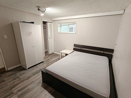 2503 27Th Avenue E, Vancouver, BC - Indoor Photo Showing Bedroom