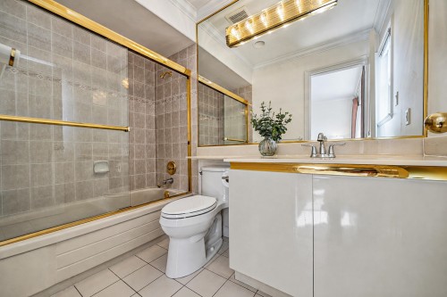 7640 Broadmoor Boulevard, Richmond, BC 
