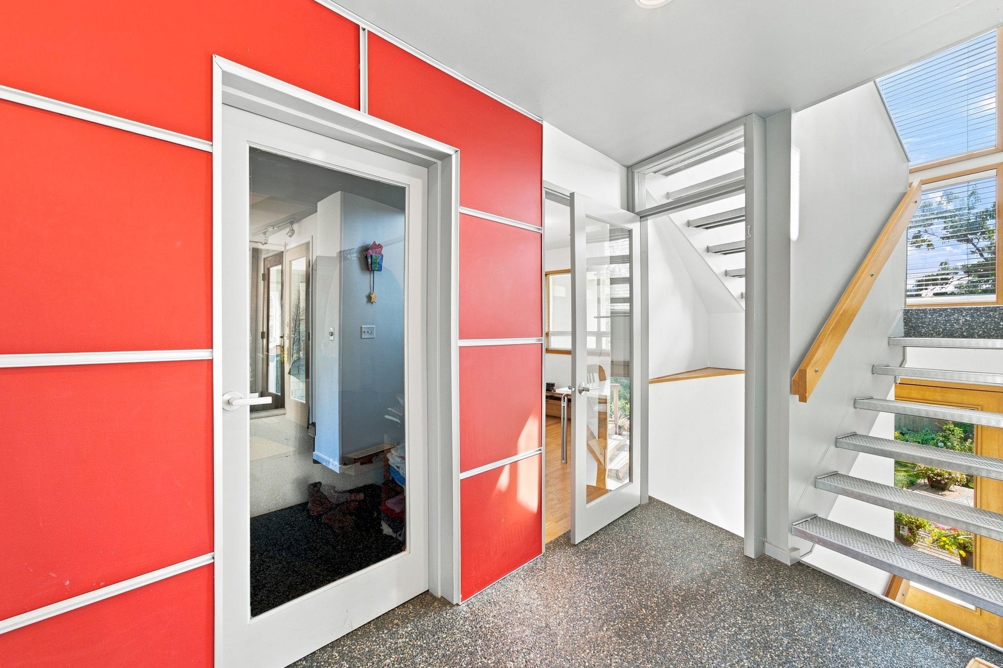 2433 Mathers Avenue, West Vancouver, BC - Indoor Photo Showing Other Room