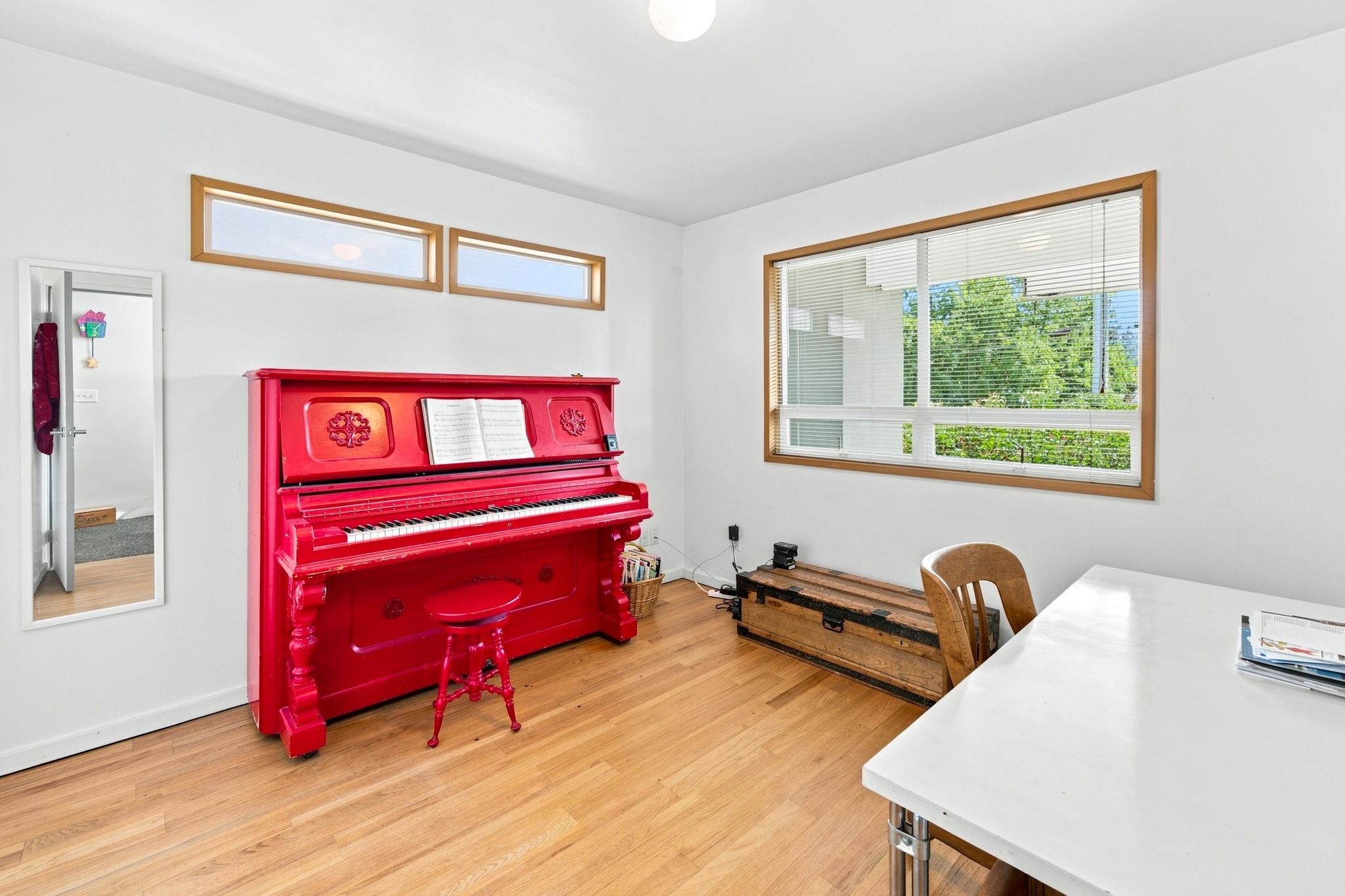 2433 Mathers Avenue, West Vancouver, BC - Indoor