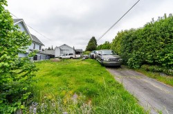 2235 Edinburgh Street New Westminster, BC V3M 2Y2