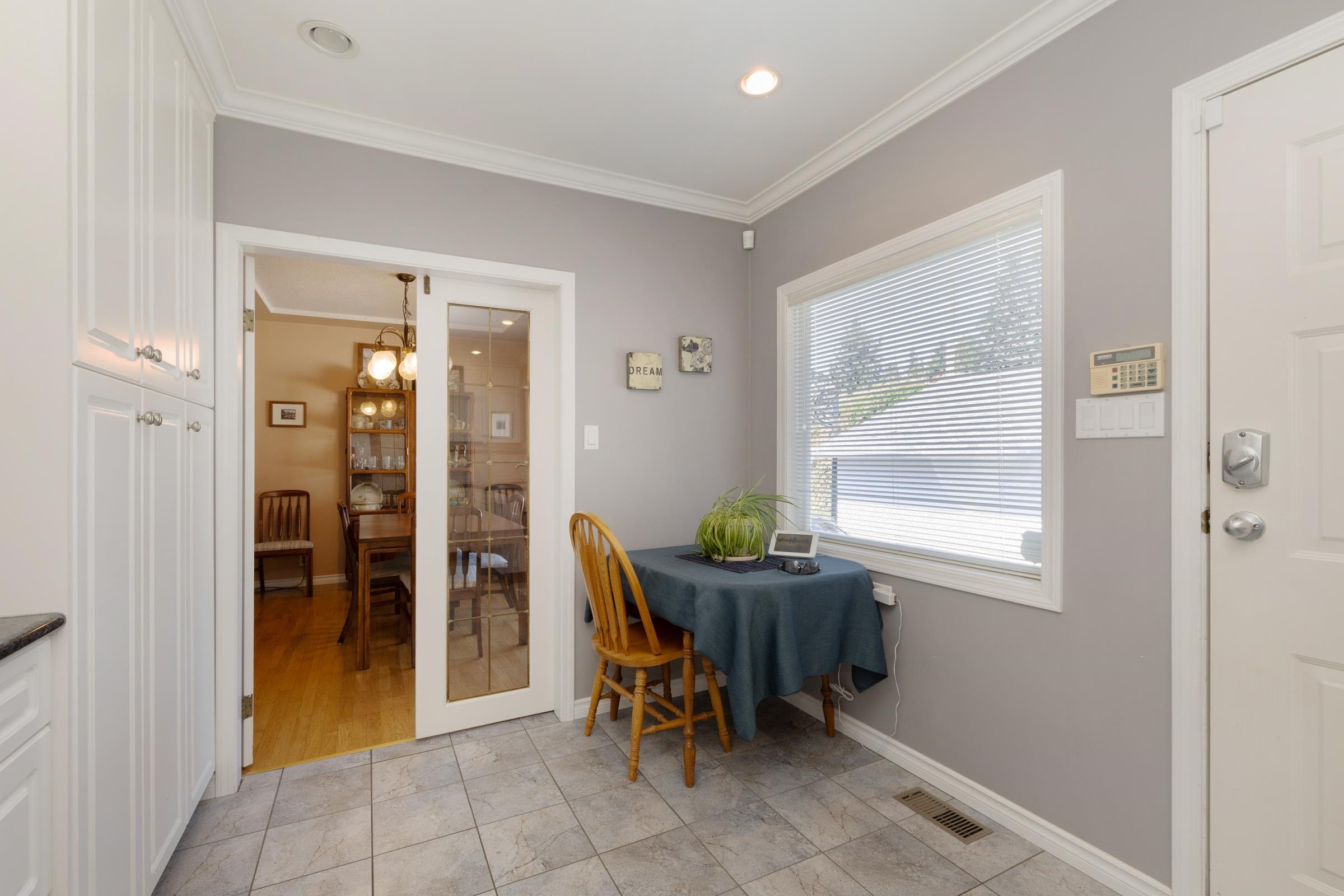 541 Cochrane Avenue, Coquitlam, BC - Indoor