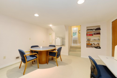 541 Cochrane Avenue, Coquitlam, BC - Indoor