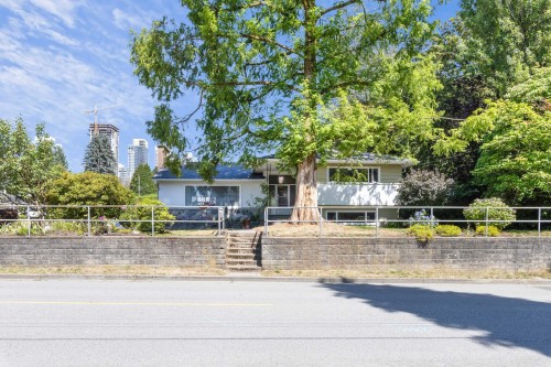 541 Cochrane Avenue, Coquitlam, BC - Outdoor