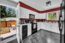 3255 Milton Avenue, North Vancouver, BC  - Indoor Photo Showing Kitchen With Double Sink 