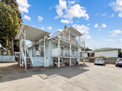 7320 Imperial Street Burnaby, BC V5E 1N7